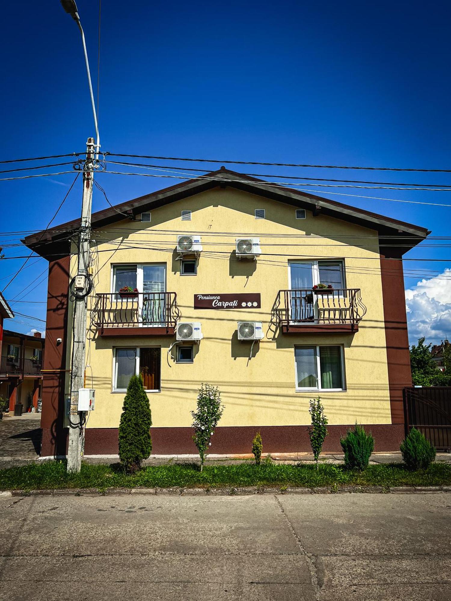 Pensiune Carpati Hunedoara Exterior foto